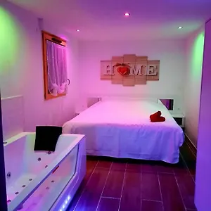 Appartement Votre Balnéo Bien-être à La Montagne, Thollon-les-Mémises